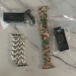 Apple Watch bands with extenders